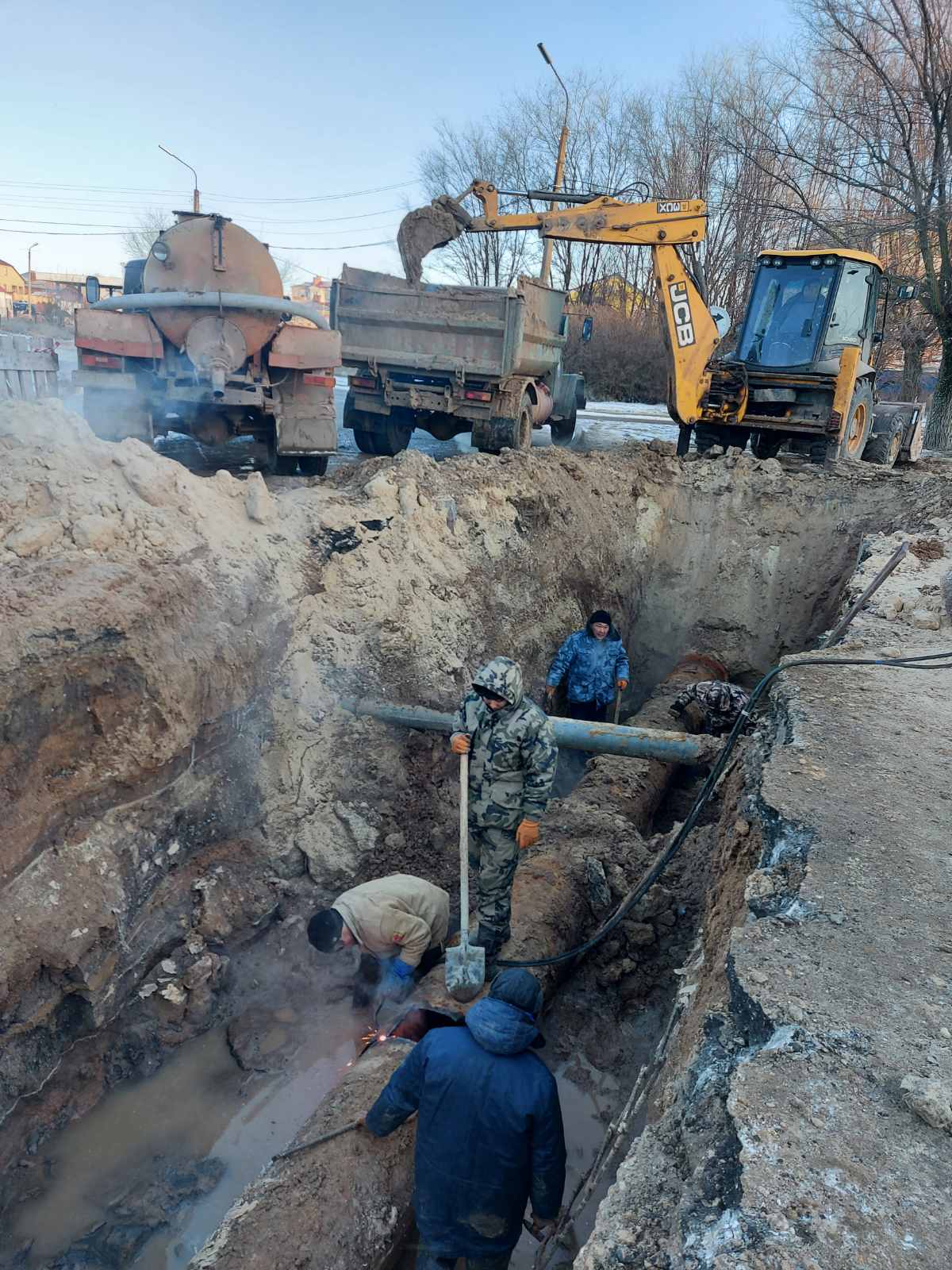 Авария под дорогой | 26.01.2023 | Новости Элисты - БезФормата